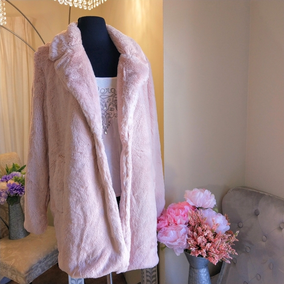 Lucky Brand Jackets & Blazers - 💥LAST 1💥NWT LUCKY BRAND BLUSH PINK TEDDY COAT